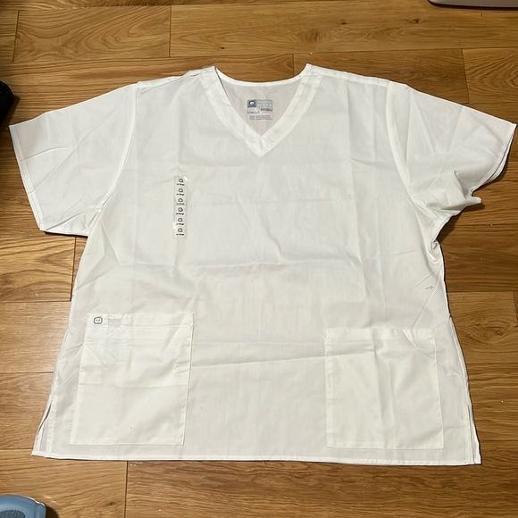 Wonderwink white 2x scrub top - Picture 1 of 1